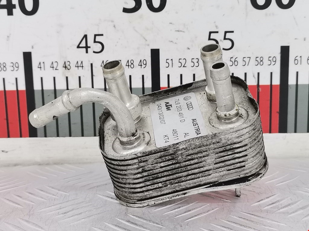 Радиатор топливный AUDI Q7 I 2006-2015