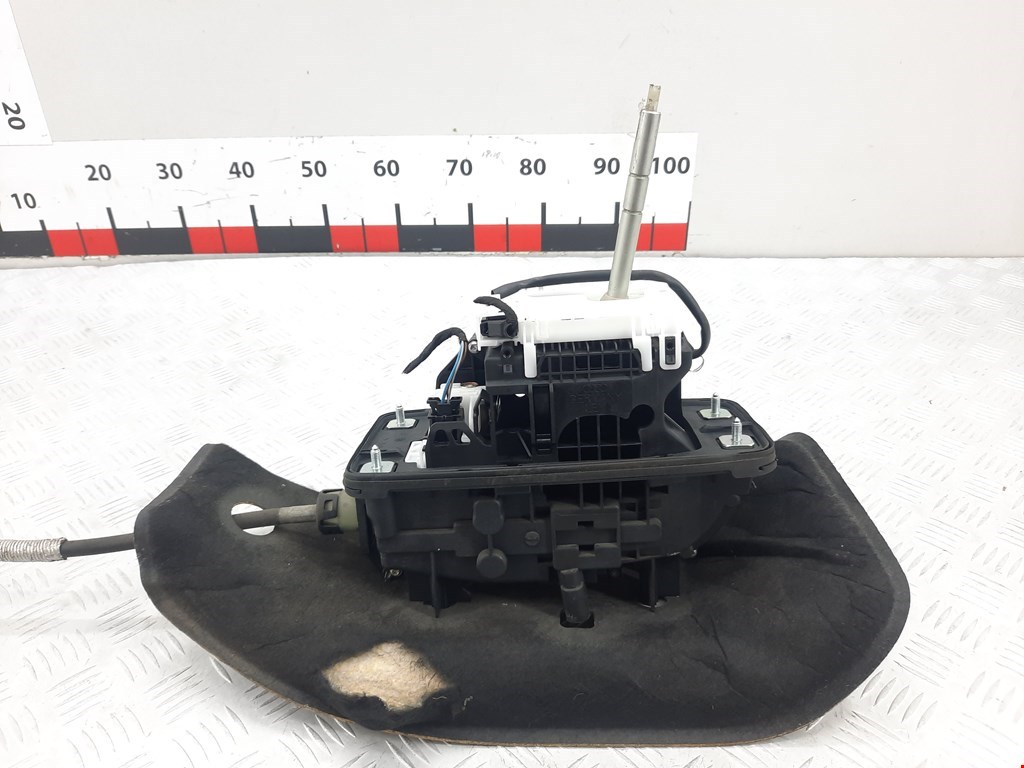 Кулиса (селектор) АКПП/МКПП в салоне AUDI A6 C6 2004-2010