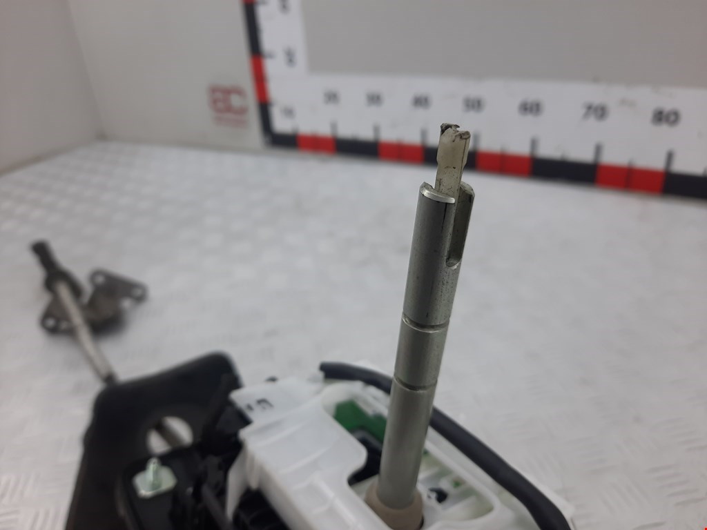 Кулиса (селектор) АКПП/МКПП в салоне AUDI A6 C6 2004-2010