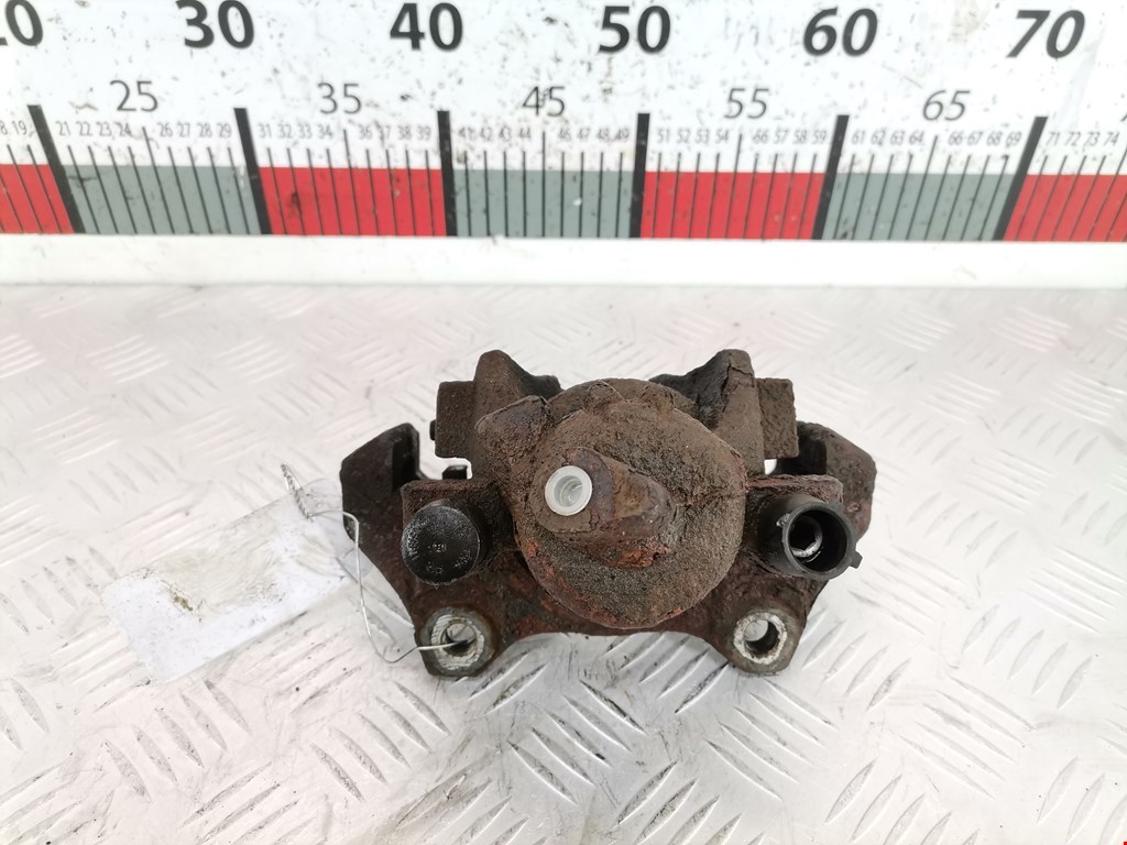 Суппорт передний правый DACIA Sandero 2013-2020