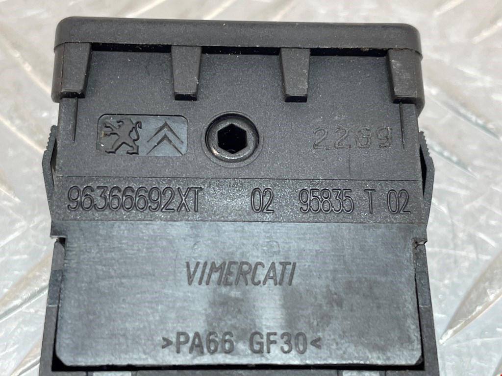 Кнопка корректора фар PEUGEOT Partner 2008-2018