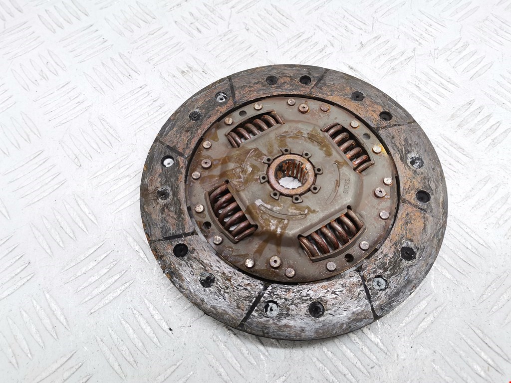 Маховик (демпфер сцепления) FORD Fiesta 2001-2008