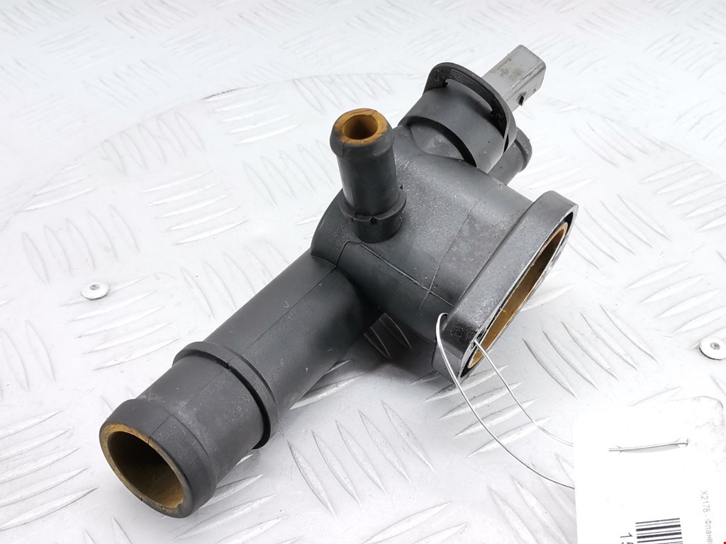 Тройник системы охлаждения SKODA Fabia MK1 1999-2006