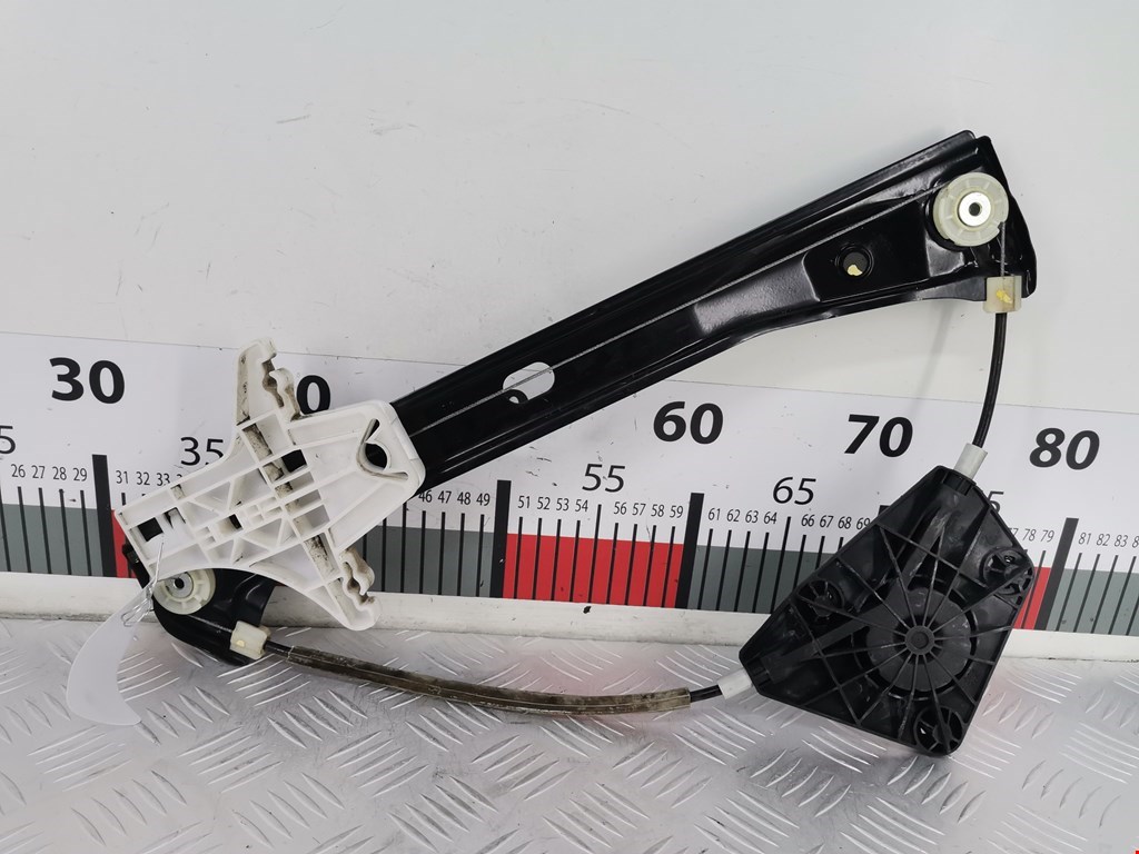 Стеклоподъемник задний правый VOLKSWAGEN Jetta VI 2011-2017