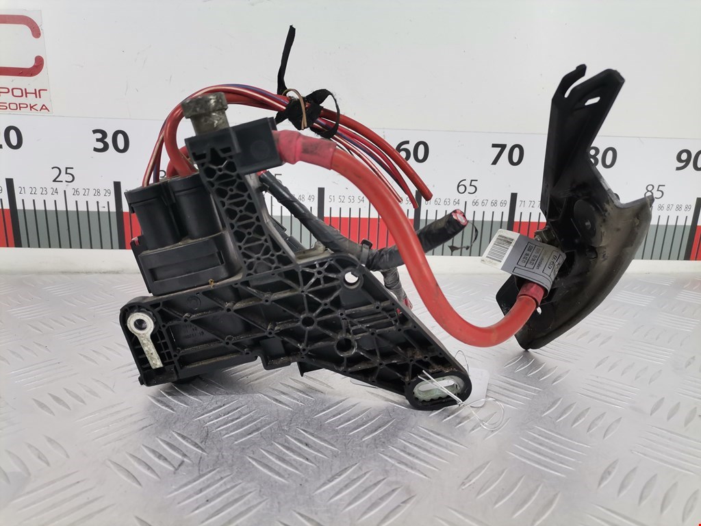 Датчик уровня в бачок омывателя BMW 3er F30/F31/F80 2011-2019