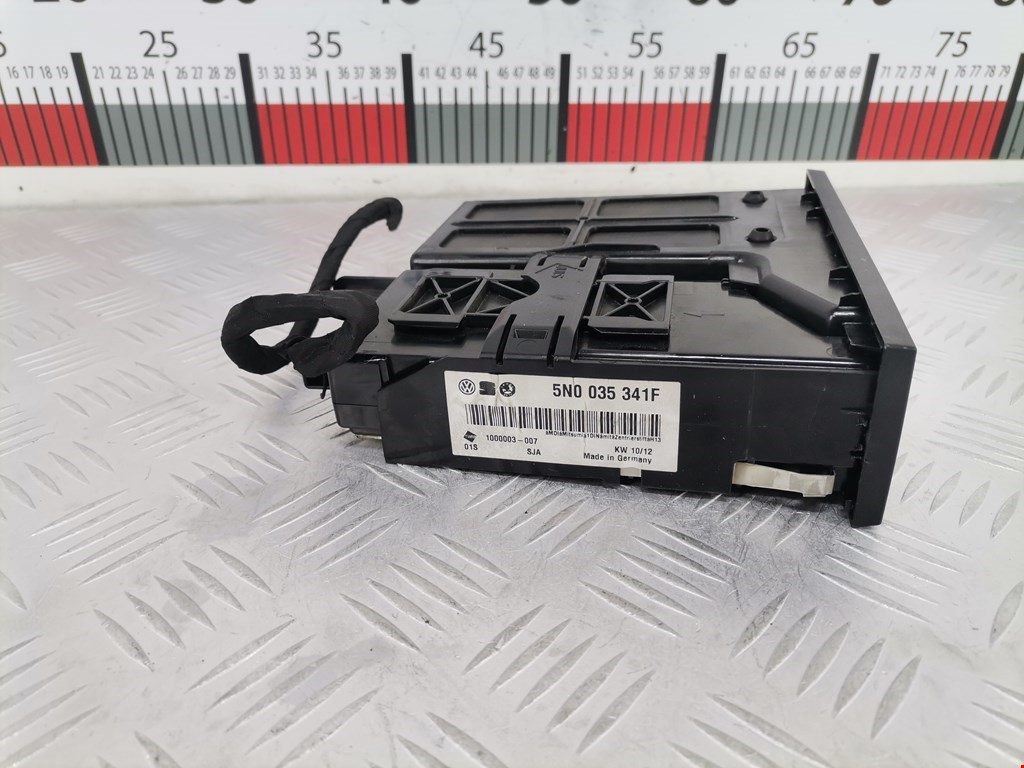 Магнитола VOLKSWAGEN Passat B7 2011-2015