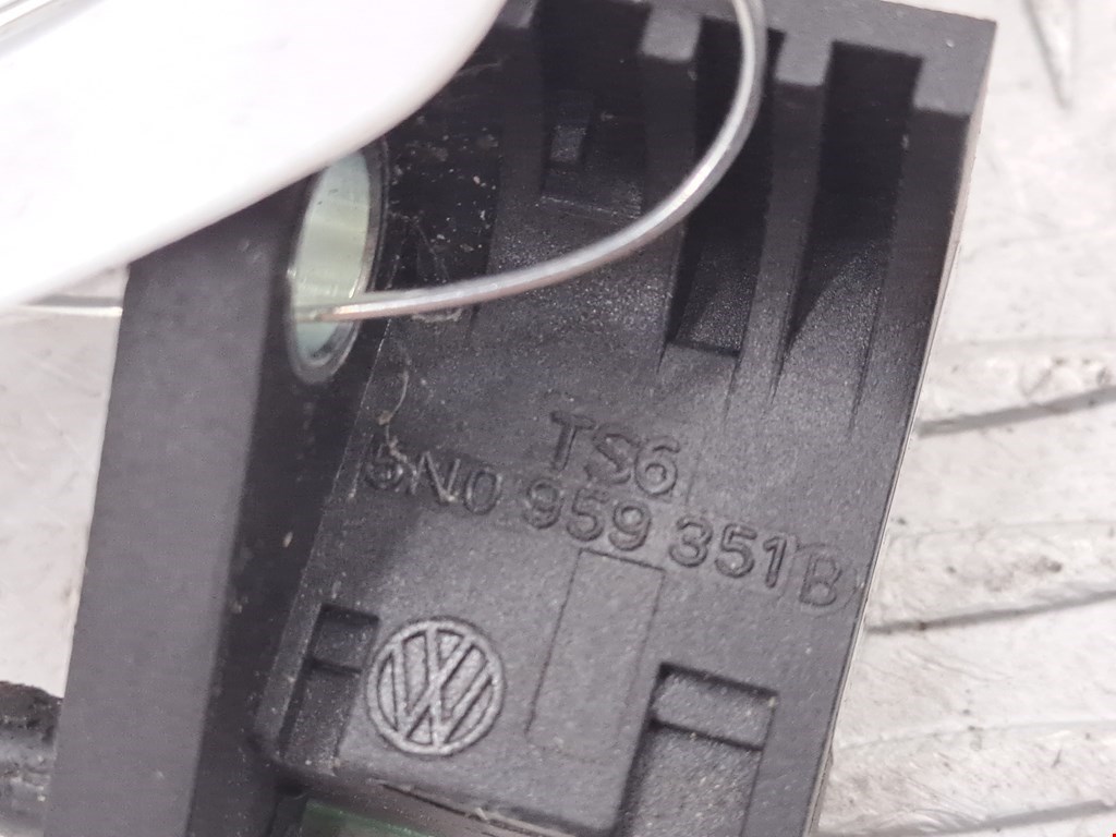 Датчик AIR BAG (подушек безопасности) VOLKSWAGEN Passat B7 2011-2015