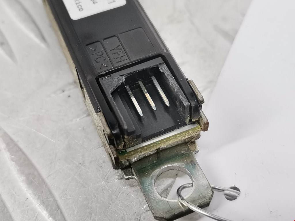 Усилитель антенны VOLKSWAGEN Jetta VI 2011-2017