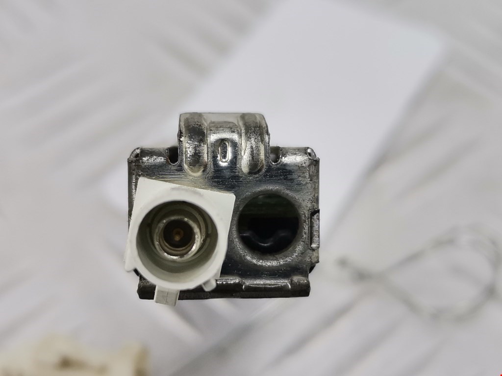 Усилитель антенны VOLKSWAGEN Jetta VI 2011-2017