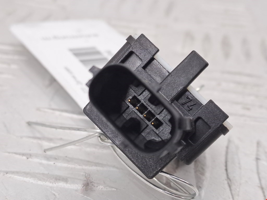 Датчик AIR BAG (подушек безопасности) TOYOTA Avensis 2009-2015