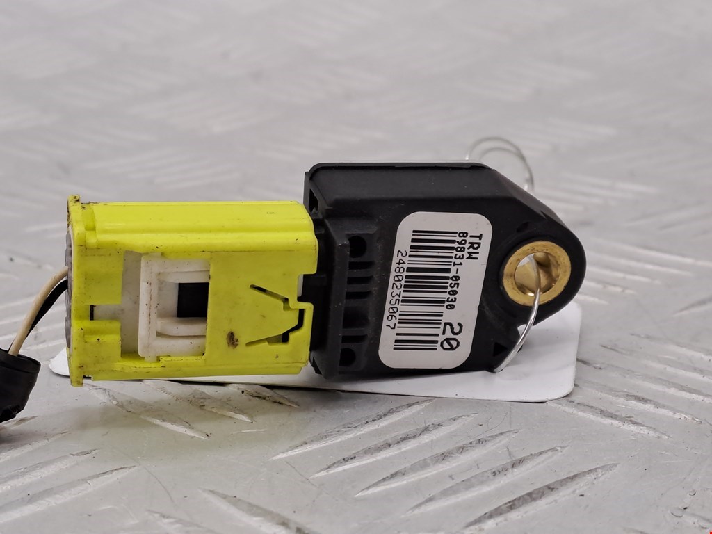 Датчик AIR BAG (подушек безопасности) TOYOTA Avensis 2009-2015