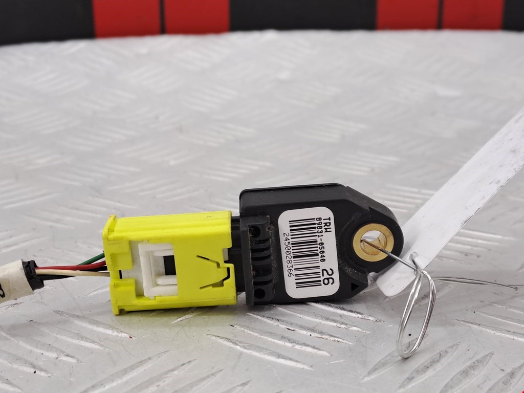 Датчик AIR BAG (подушек безопасности) TOYOTA Avensis 2009-2015