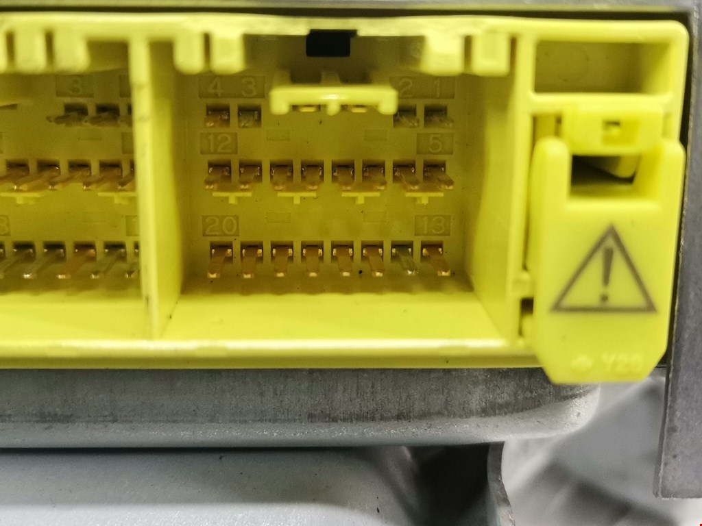 Блок управления AIR BAG LEXUS RX 300\330\350\400H 2003-2009