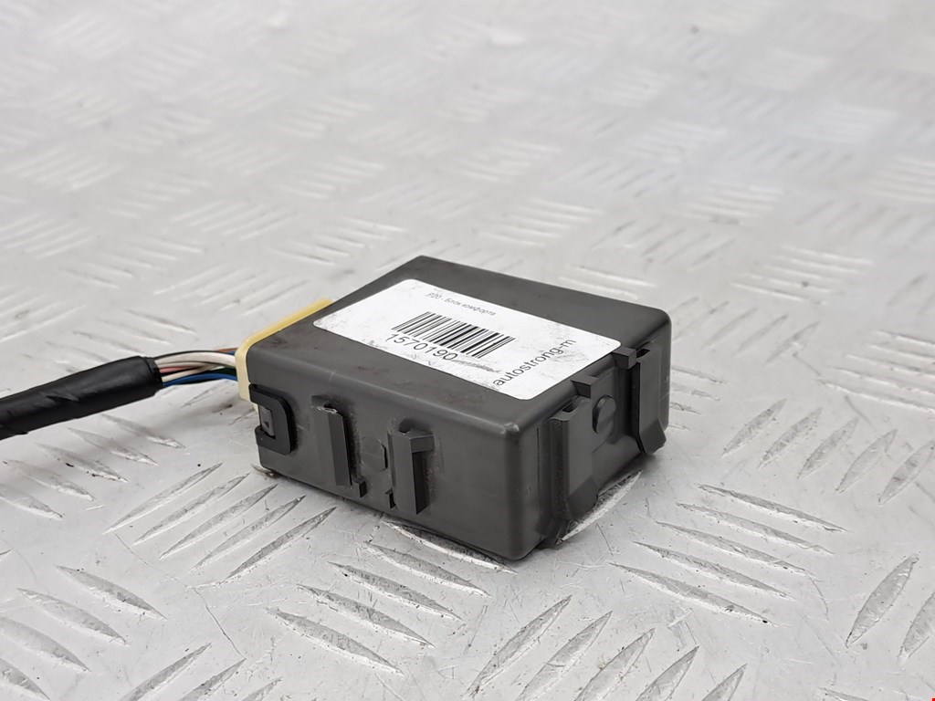 Блок комфорта TOYOTA Avensis 2009-2015