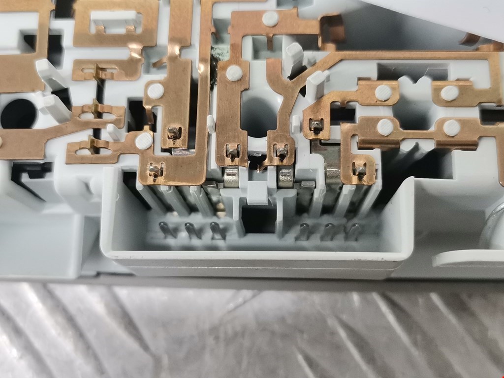 Плафон салонный (салона фонарь) CHEVROLET Orlando 2011-2015