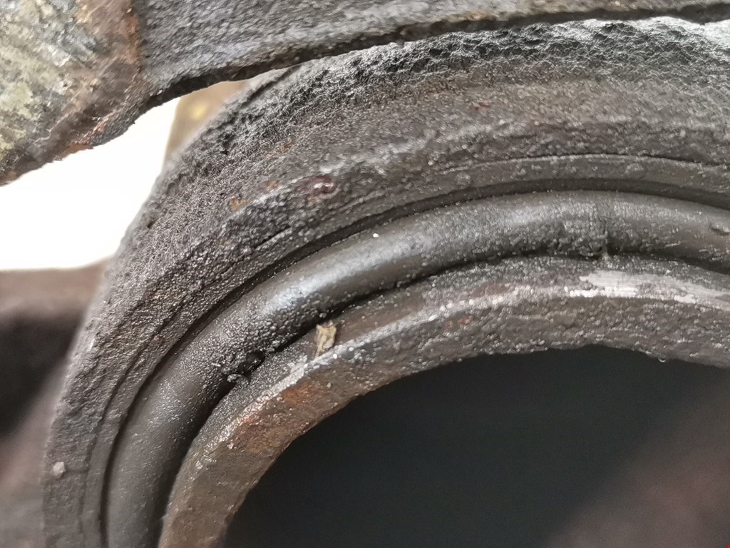 Суппорт передний левый PEUGEOT Partner 1996-2009