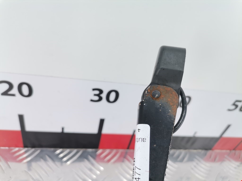 Поводок дворника задний (заднего) FORD Focus I 1998-2005