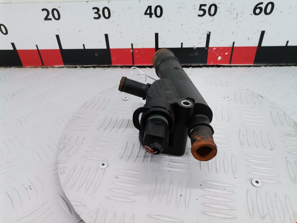 Тройник системы охлаждения SKODA Octavia A5 1Z- 2004-2013