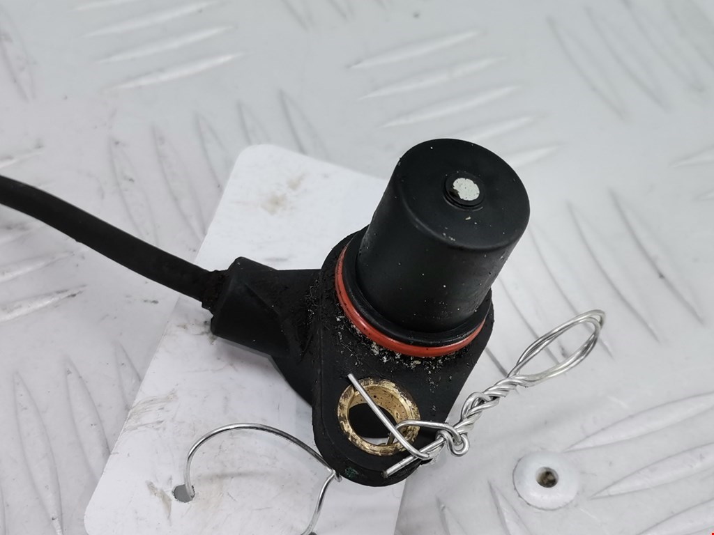 Датчик положения коленвала AUDI A3 8P 2003-2013