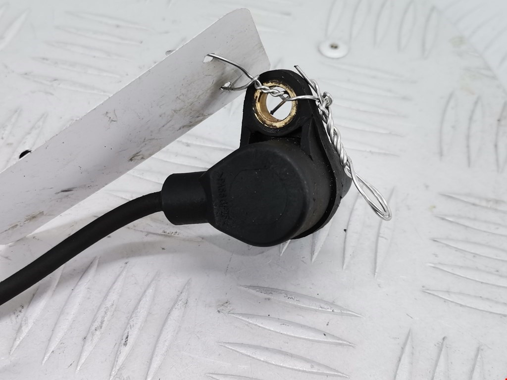 Датчик положения коленвала AUDI A3 8P 2003-2013