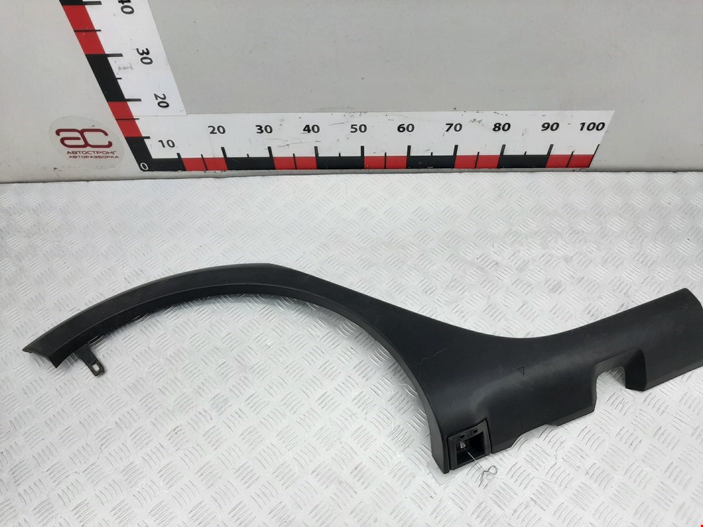 Накладка (молдинг) крыла заднего правого Renault Sandero 2 (2013-2022)