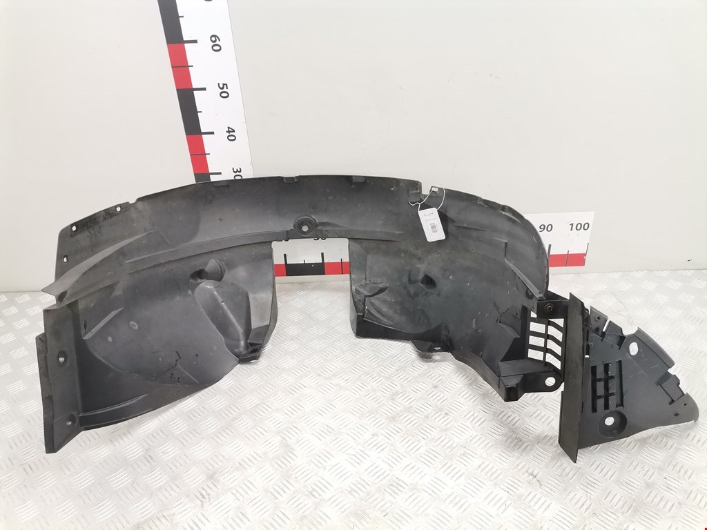 Локер (подкрылок) передний правый DACIA Sandero 2013-2020