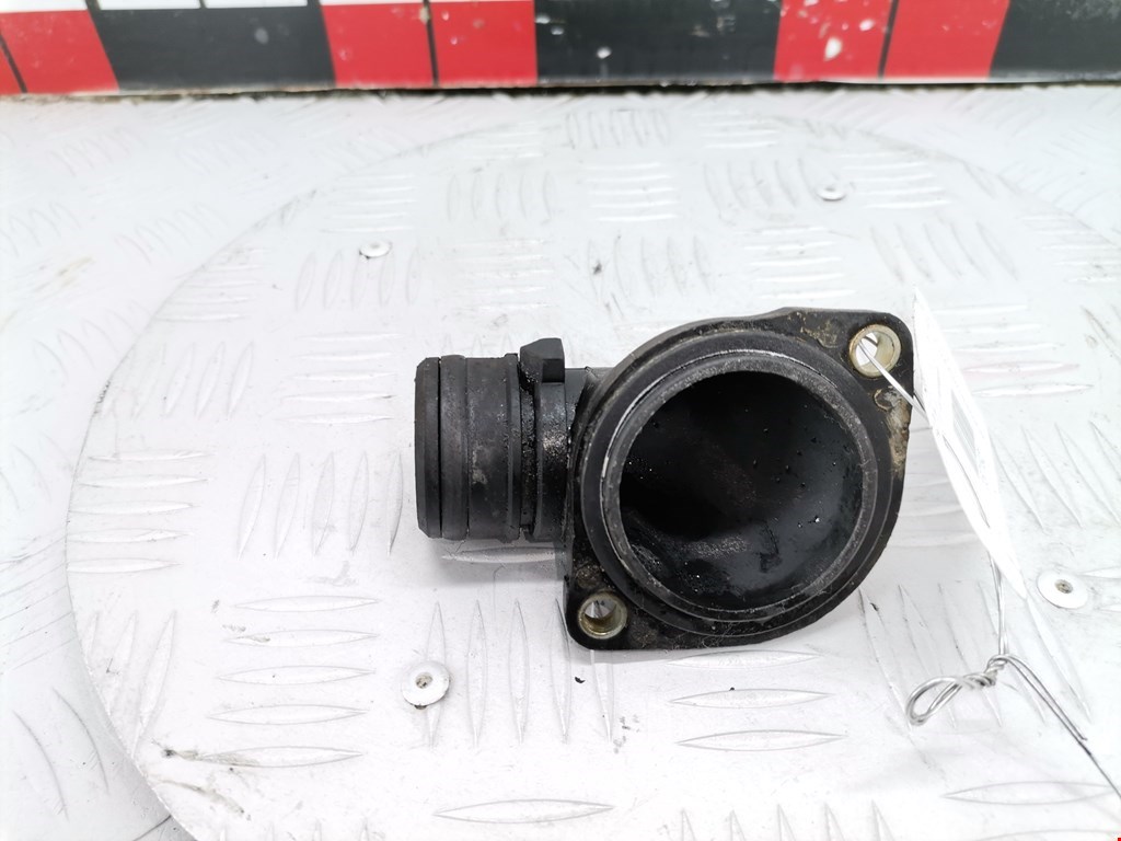 Корпус термостата VOLKSWAGEN Golf III 1991-1997