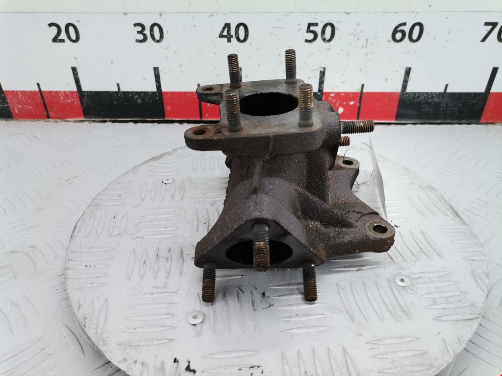 Коллектор выпускной AUDI A4 B7 2004-2007