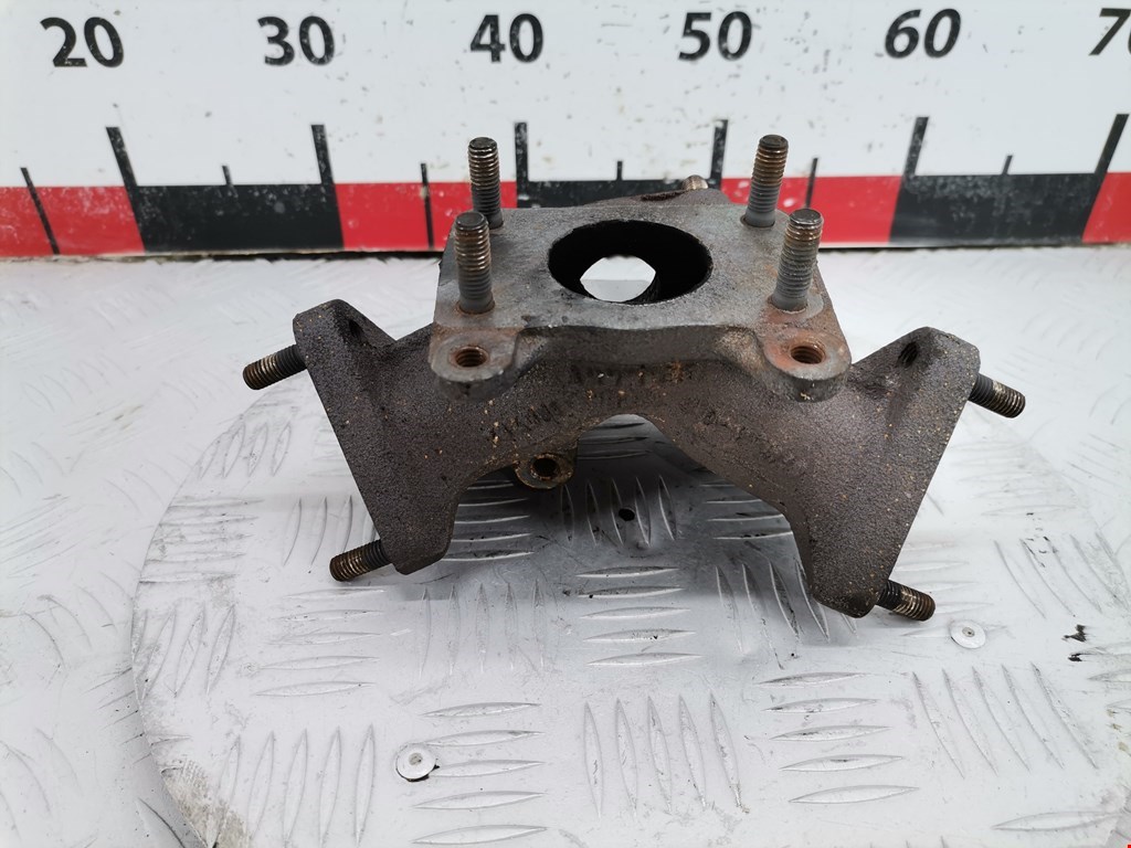 Коллектор выпускной AUDI A4 B7 2004-2007