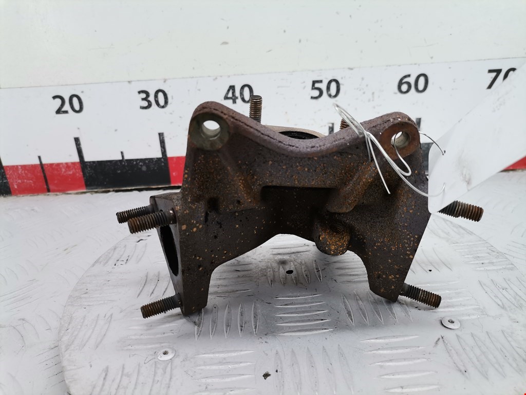 Коллектор выпускной AUDI A4 B7 2004-2007