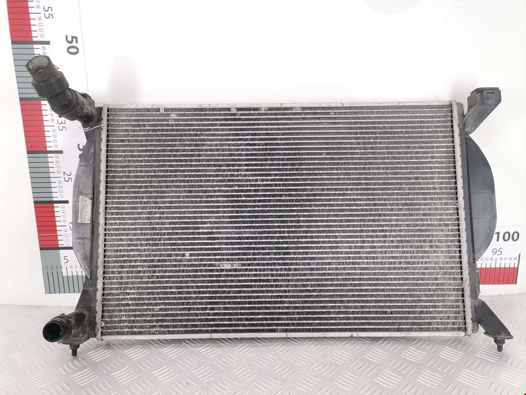 Радиатор основной AUDI A4 B7 2004-2007