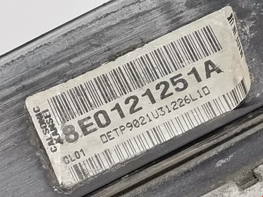 Радиатор основной AUDI A4 B7 2004-2007