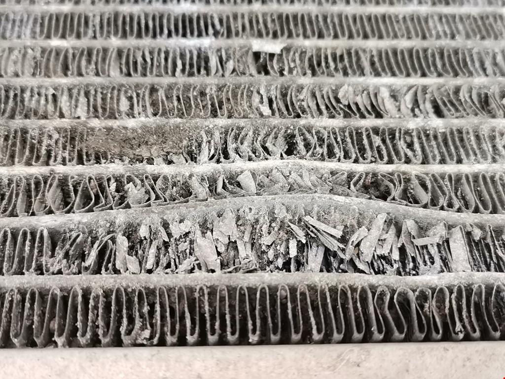 Радиатор основной AUDI A4 B7 2004-2007