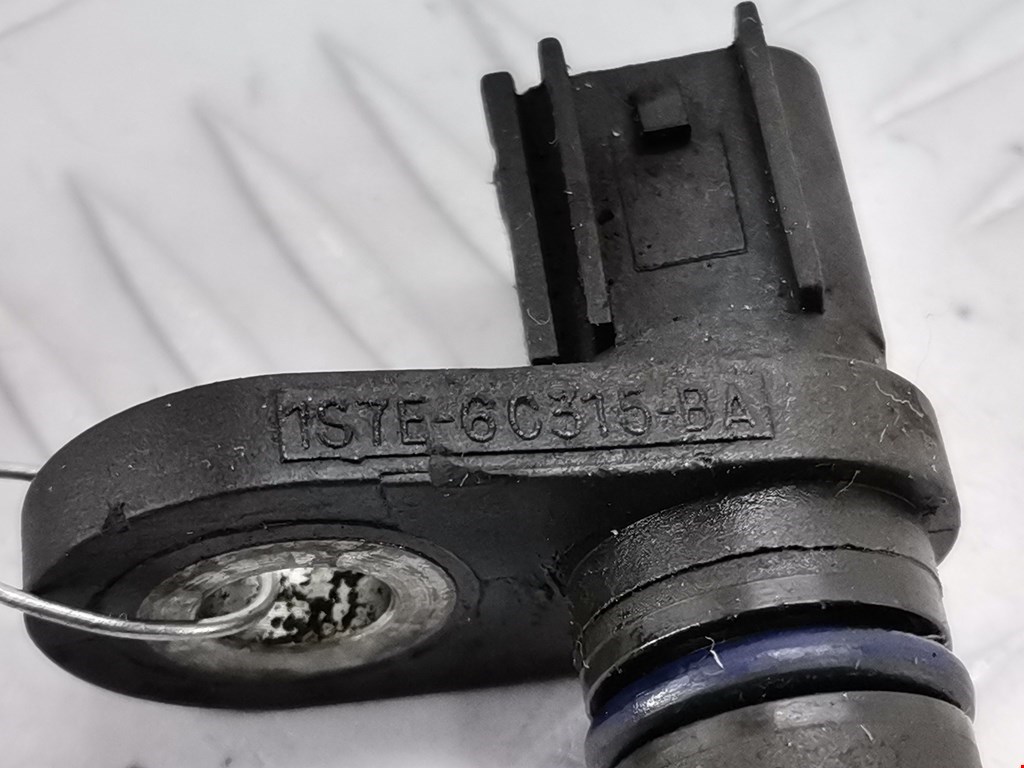 Датчик положения коленвала FORD Mondeo III 2000-2007