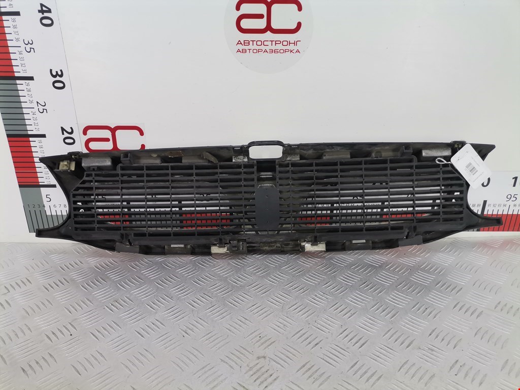 Решетка радиатора RENAULT Safrane 1992-2000