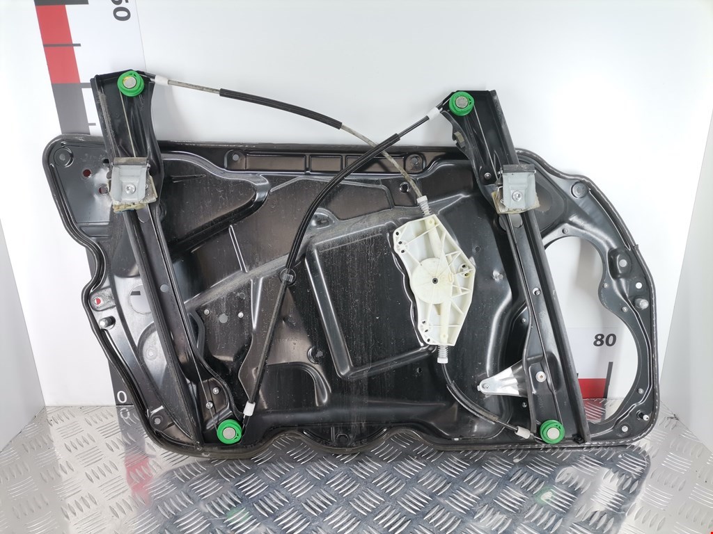 Стеклоподъемник передний правый VOLKSWAGEN Passat B7 2011-2015