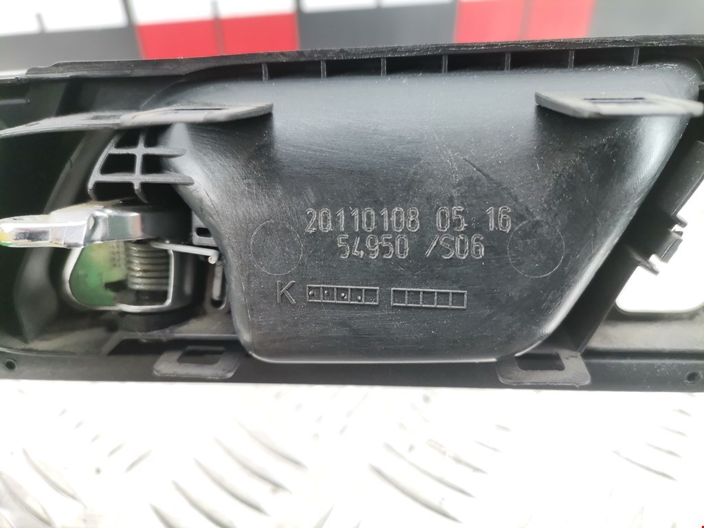 Ручка дверная передняя внутренняя правая VOLKSWAGEN Passat B7 2011-2015