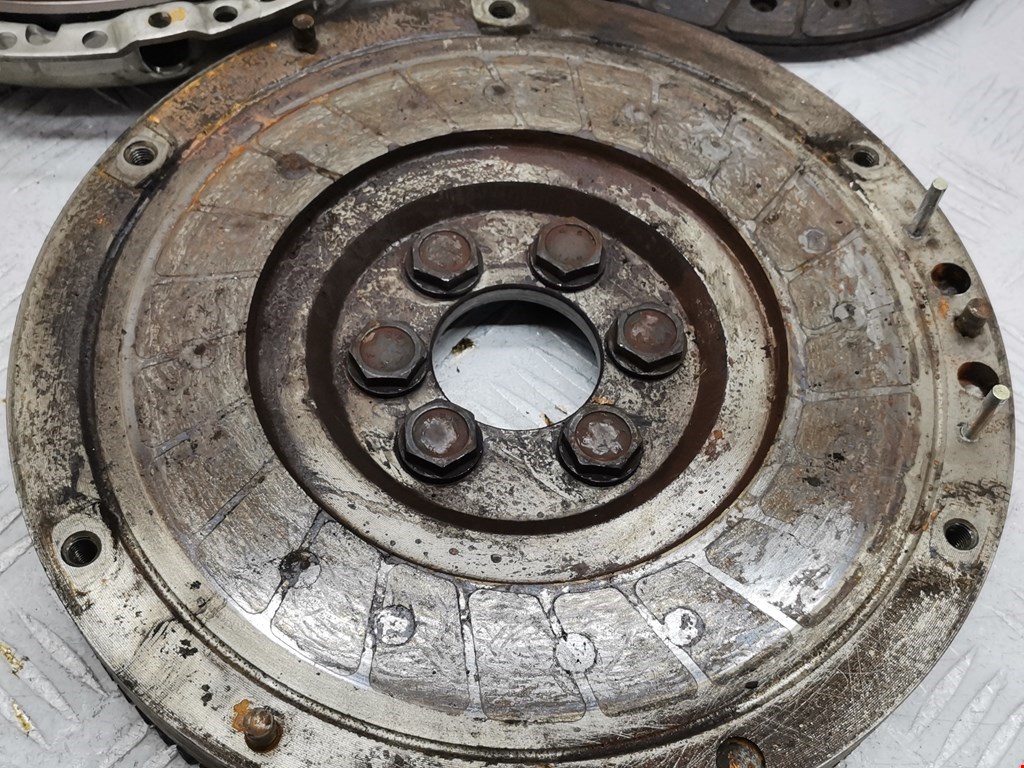 Маховик (демпфер сцепления) VOLKSWAGEN Lupo 1999-2005