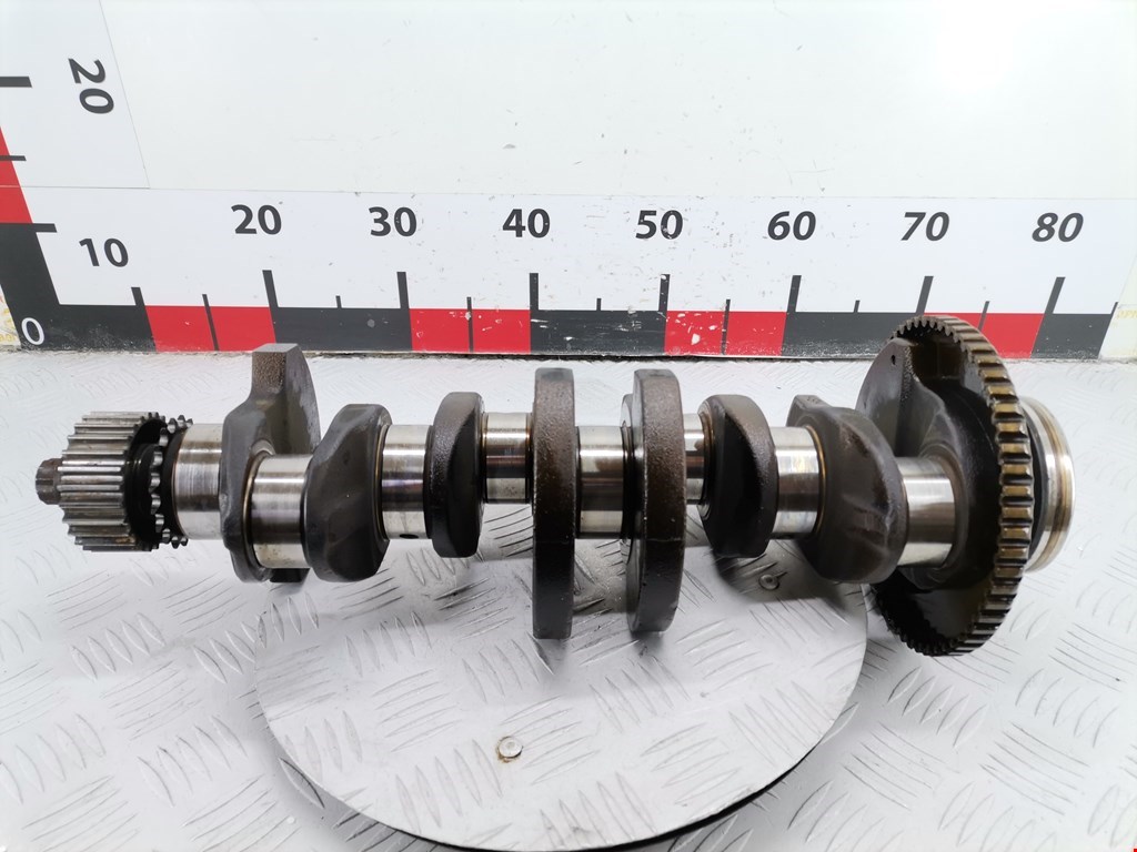 Коленвал (вал коленчатый) Volkswagen Passat 5 (1996-2000)
