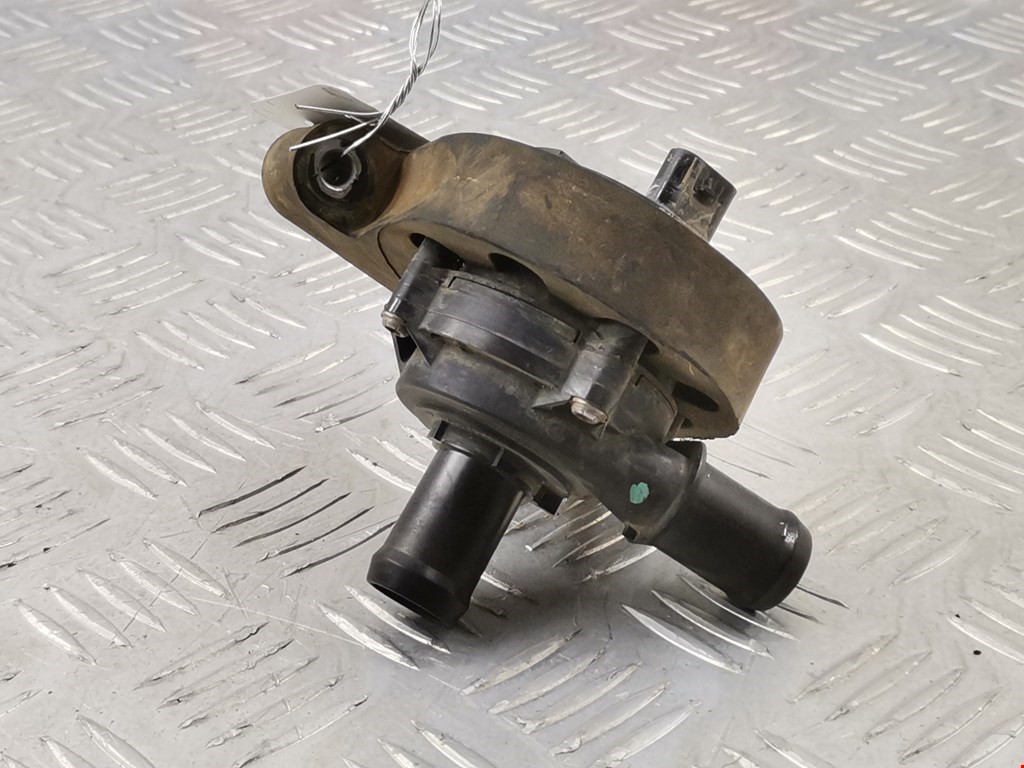 Насос водяной (помпа) Chevrolet Malibu 9 (2015-2023)