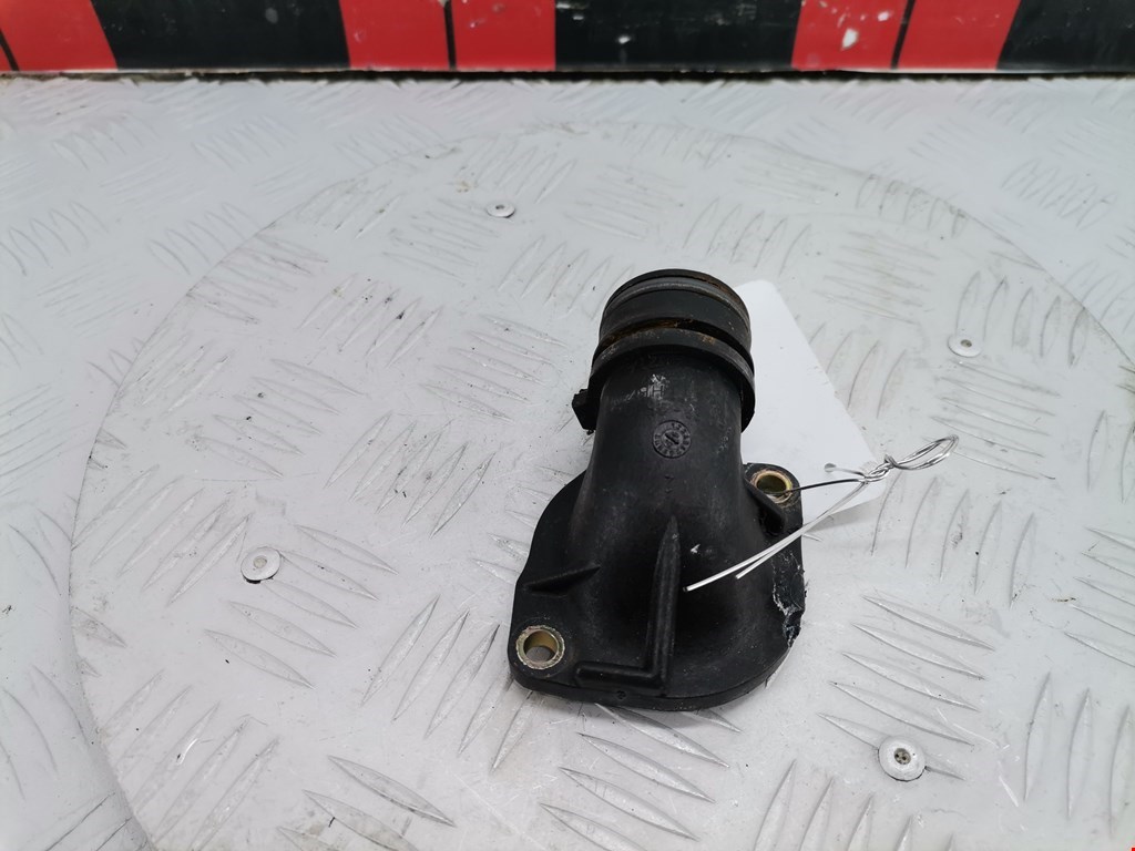 Корпус термостата VOLKSWAGEN Golf III 1991-1997