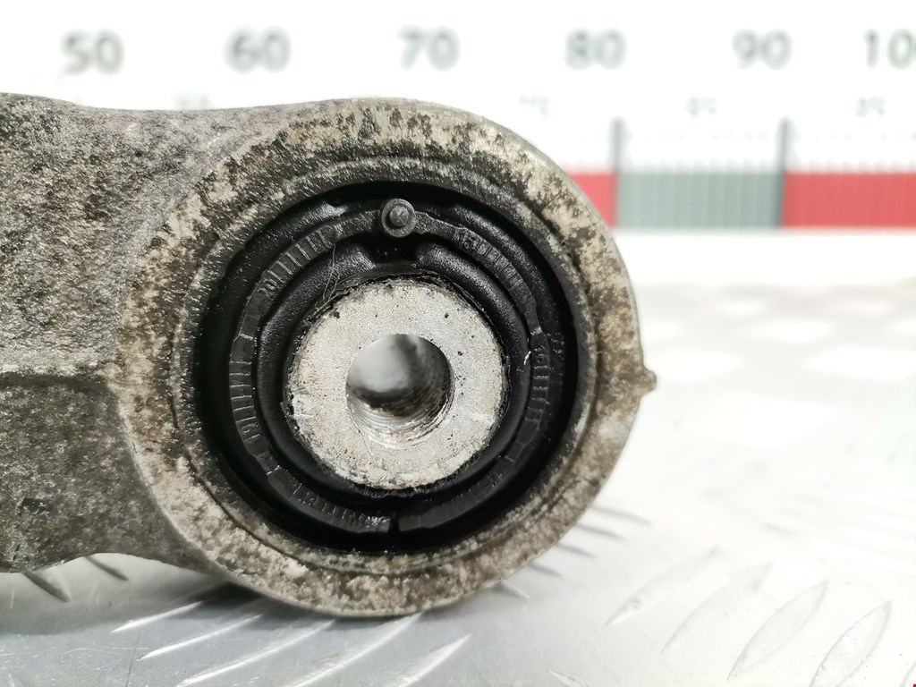 Рычаг задний правый AUDI A4 B8 2007-2015