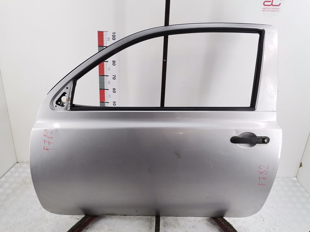 Дверь передняя левая Nissan Micra K12 (2002-2010)