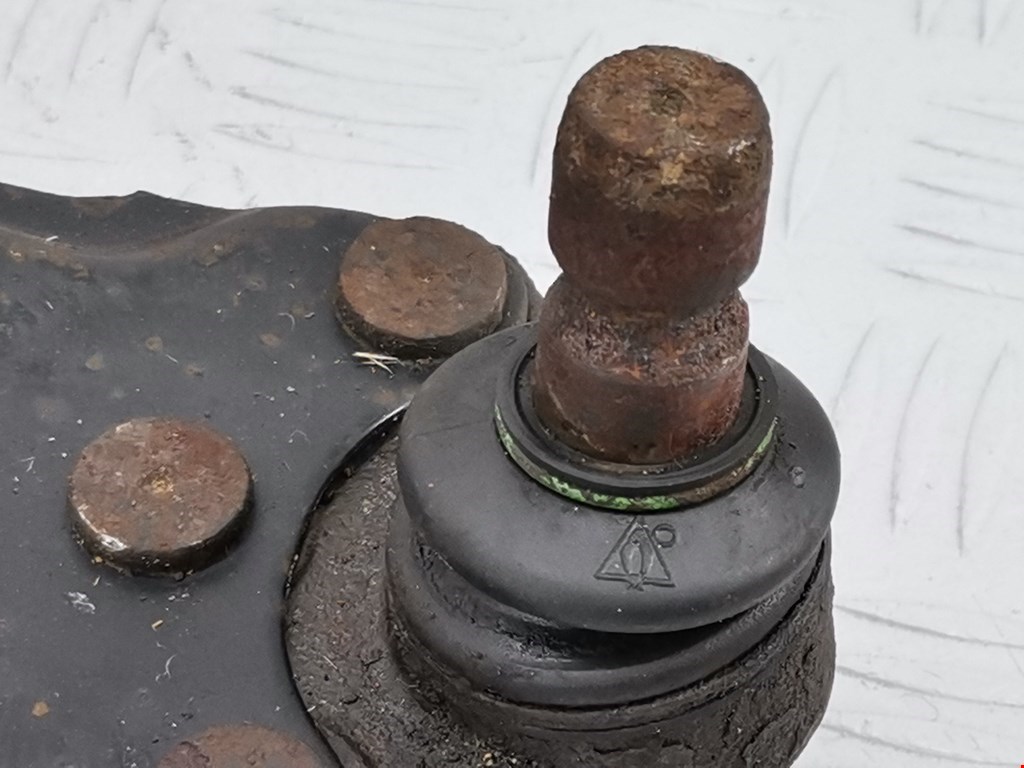 Рычаг передний правый OPEL Astra G 1998-2005