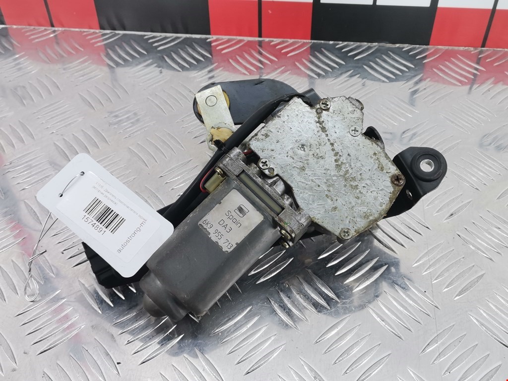 Моторчик стеклоочистителя задний VOLKSWAGEN Caddy II 1995-2004