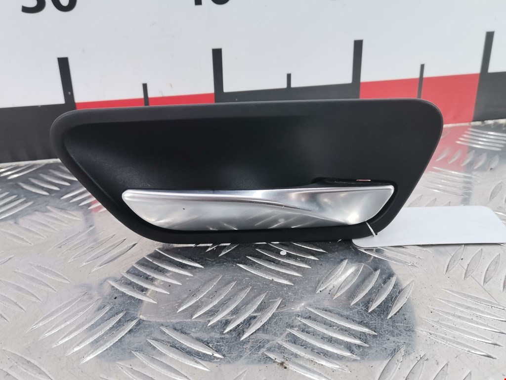 Ручка дверная передняя внутренняя правая BMW 3er F30/F31/F80 2011-2019