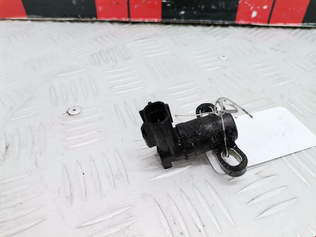 Датчик положения коленвала FORD Mondeo III 2000-2007