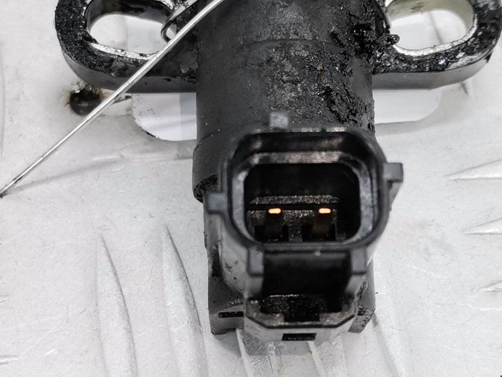 Датчик положения коленвала FORD Mondeo III 2000-2007