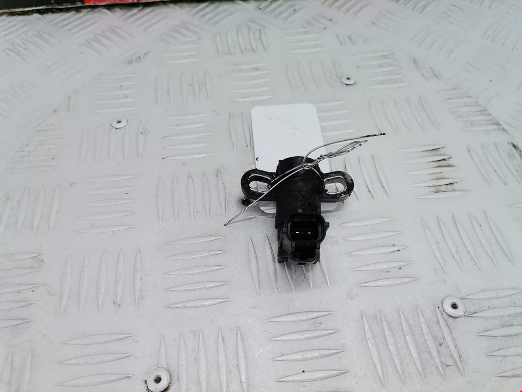 Датчик положения коленвала FORD Mondeo III 2000-2007