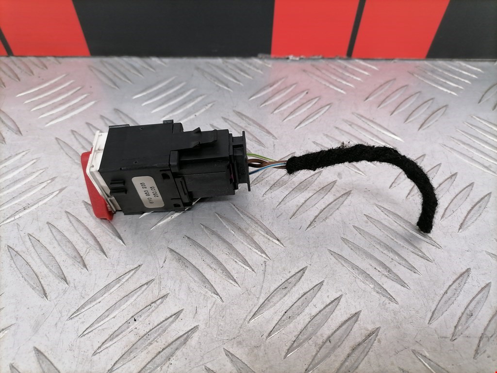 Кнопка аварийной сигнализации (аварийки) SKODA Fabia MK1 1999-2006